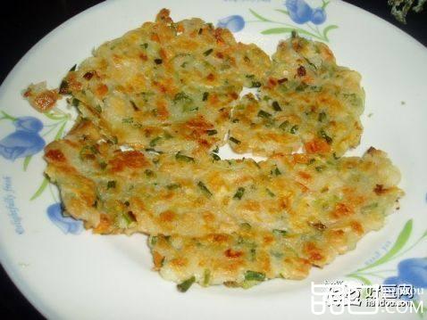 红萝卜火腿饼
