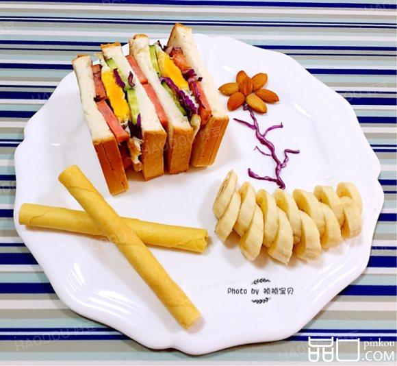 有土司的早餐