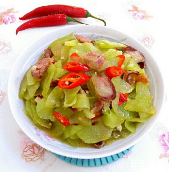 香肠炒莴笋