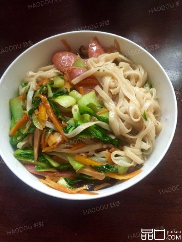 时蔬炒面