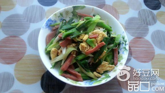鸡蛋香肠炒青蒜