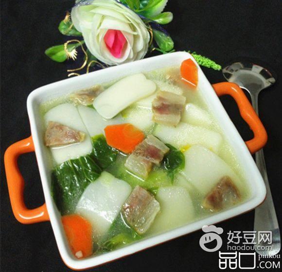 青菜咸肉香肠年糕汤