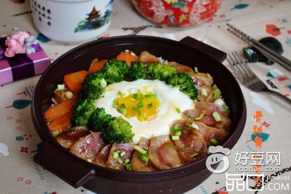 塔吉锅西兰花香肠煲饭