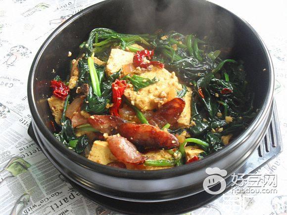 菠菜香肠炖豆腐