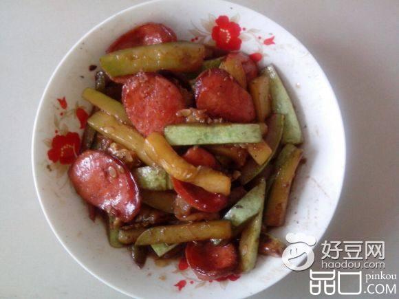香肠炒西葫芦