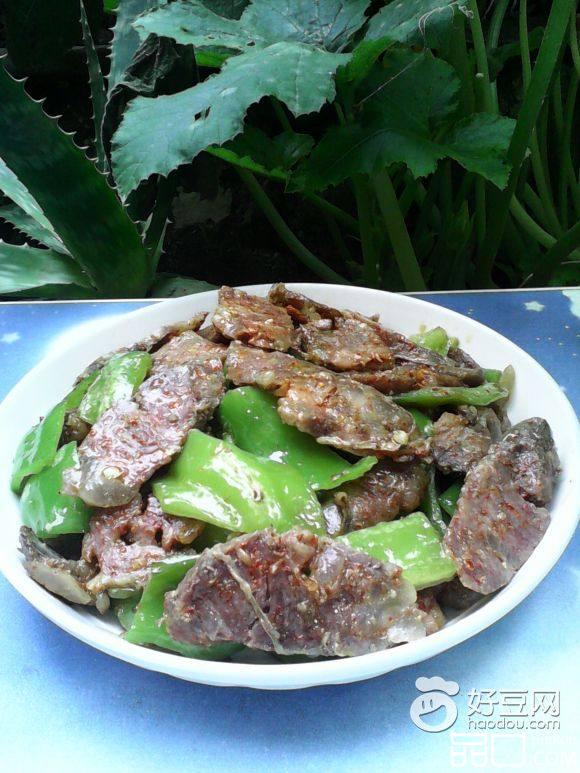 青椒烩香肠