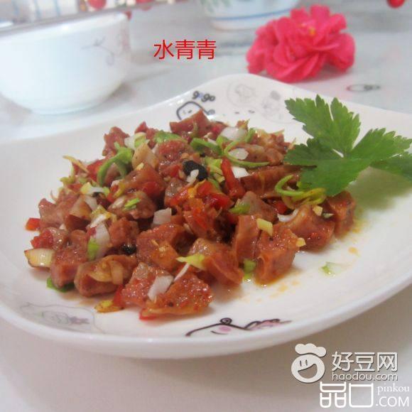 米椒蒜拌香肠丁