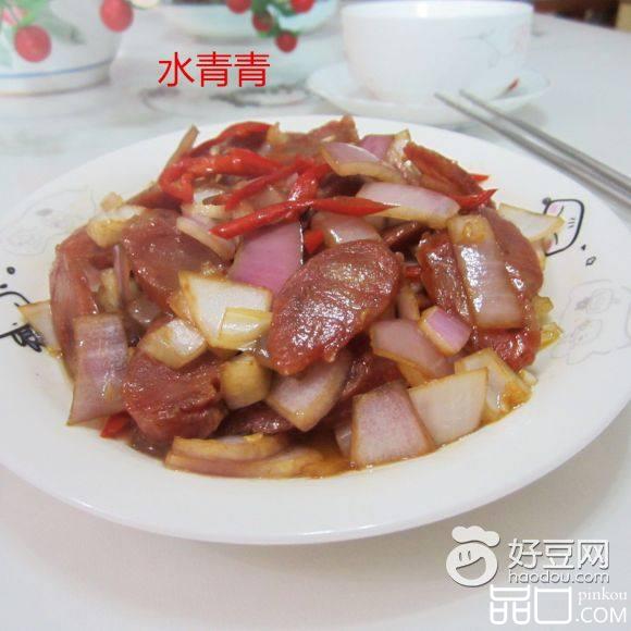 香肠洋葱丁