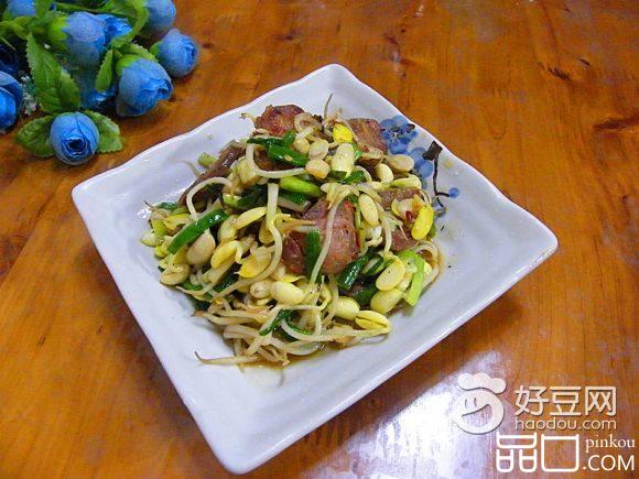 自发豆芽炒香肠