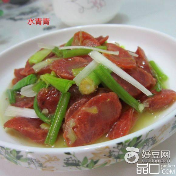 大蒜芹菜炒香肠