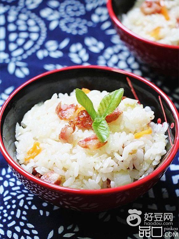 卷心菜香肠菜饭
