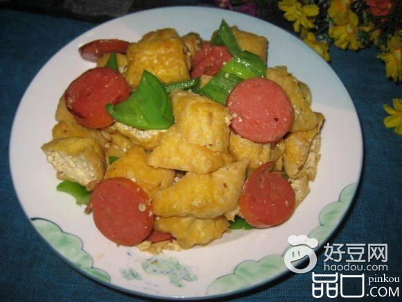 尖椒香肠炒油豆腐