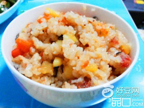 香肠胡萝卜焖饭