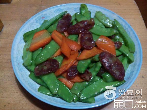 荷兰豆绘胡萝卜