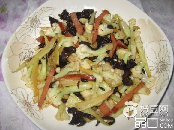干锅木耳菜花