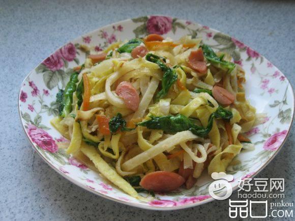 蛋皮火腿炒饼