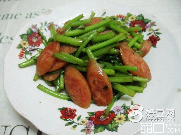 茼蒿炒香肠