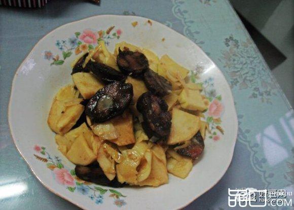 香肠炒冬笋
