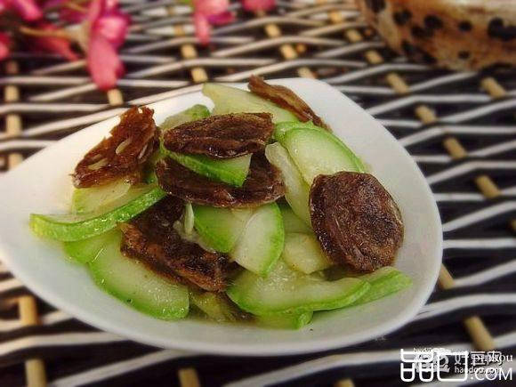 西葫芦炒香肠