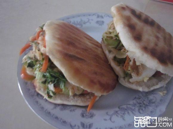 夹菜蛋饼