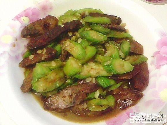 丝瓜炒香肠