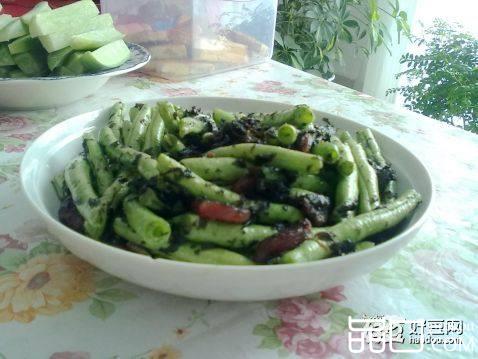 榄菜香肠炒豆角