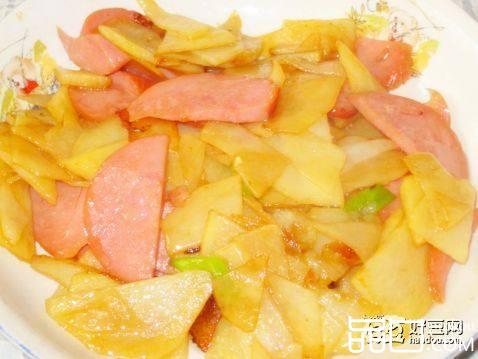 土豆片炒香肠