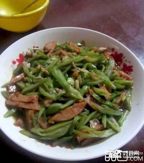 豆角丝炒香肠