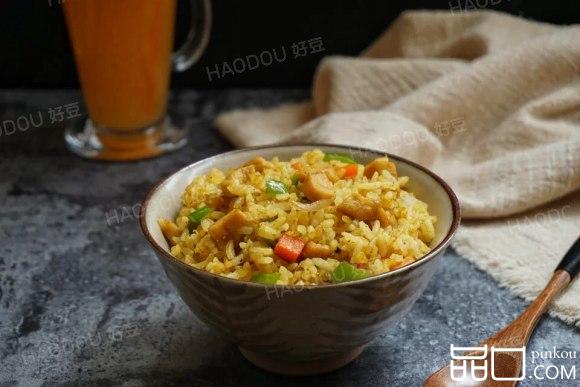 咖喱鸡丁炒饭