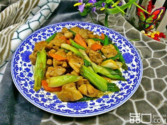 鸡肉炒大葱