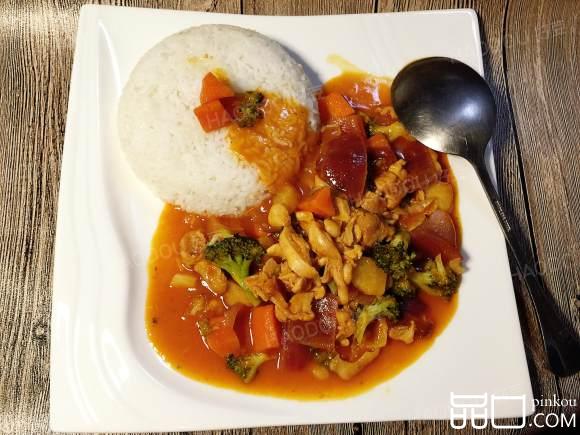 咖喱番茄鸡肉饭