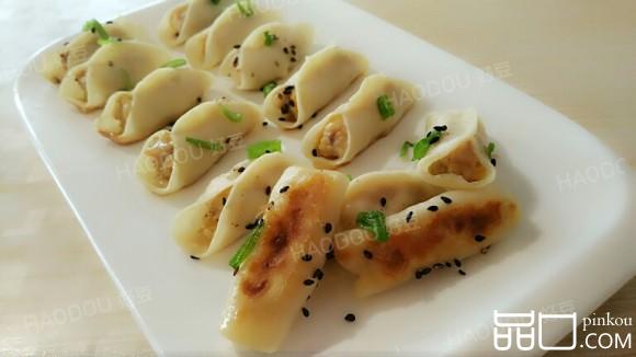 鸡肉香菇玉米锅贴