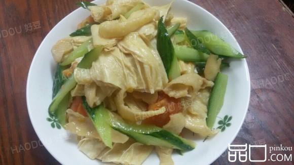 青瓜腐竹炒鸡丝