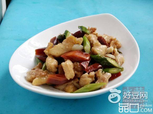 酱萝卜炒鸡丁
