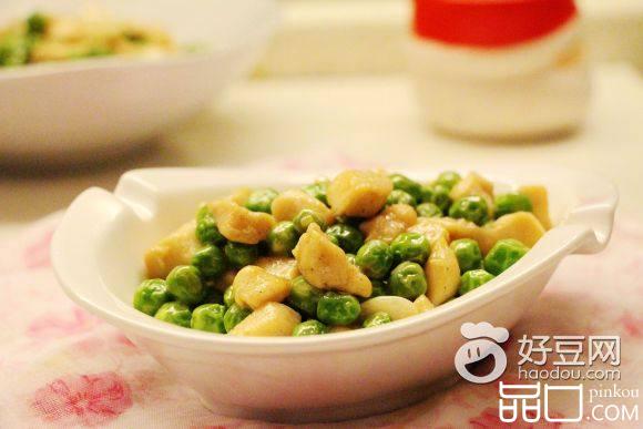 豌豆炒鸡丁