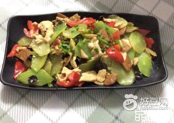 鸡肉炒莴笋