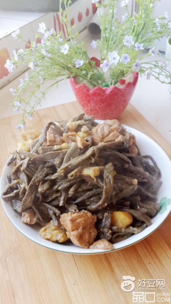 干豆角土豆炖鸡腿
