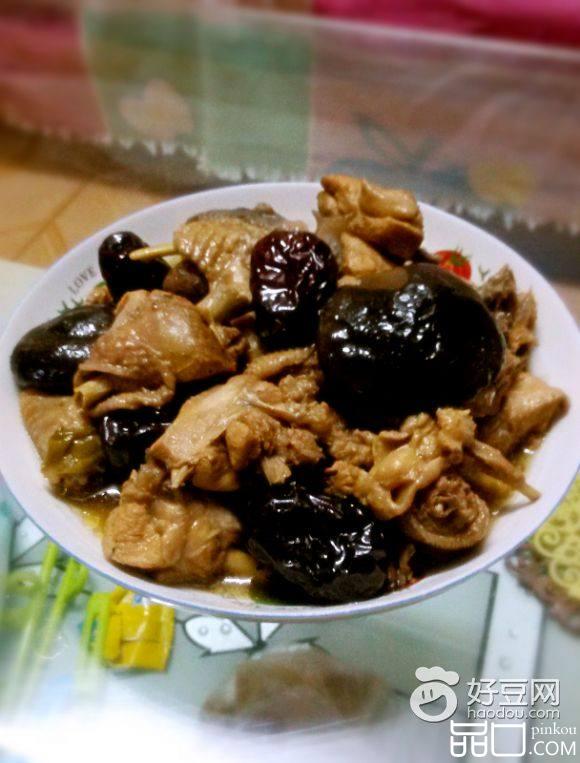红枣炖鸡