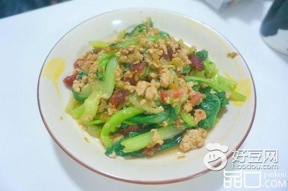 肉末腊肠菜心
