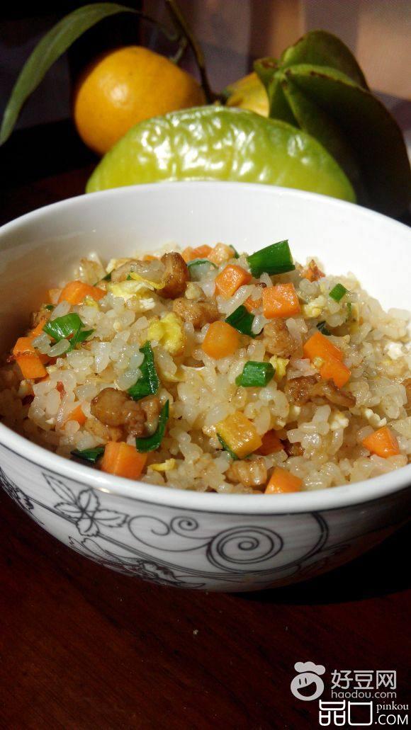 鸡丁蛋炒饭