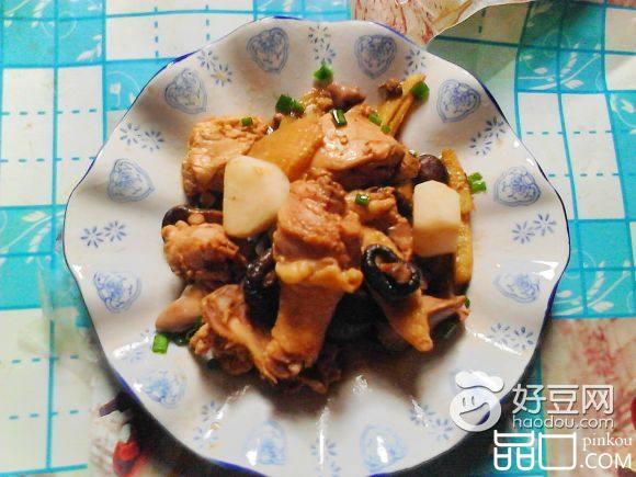 香菇马蹄炒鸡肉