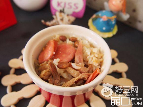 鸡肉红肠豆豉焖饭