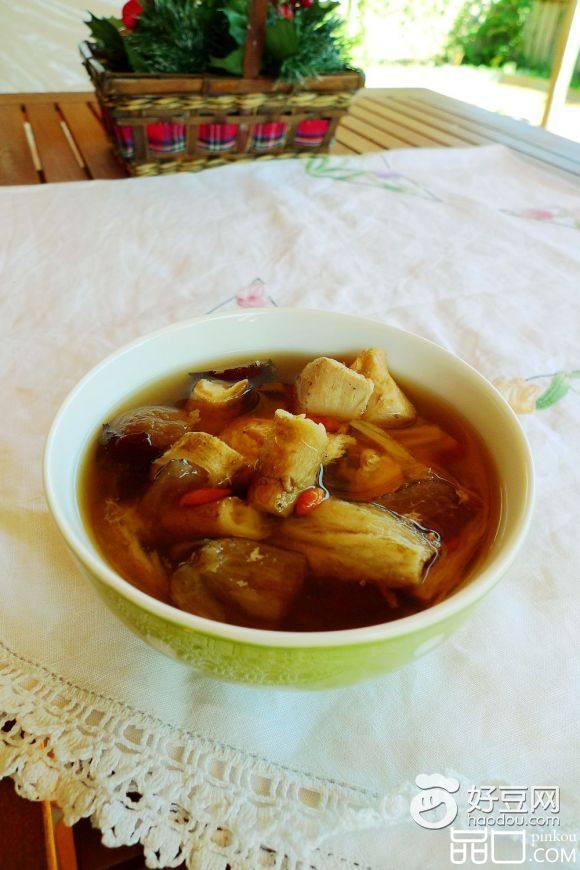 花旗参北芪鸡肉汤