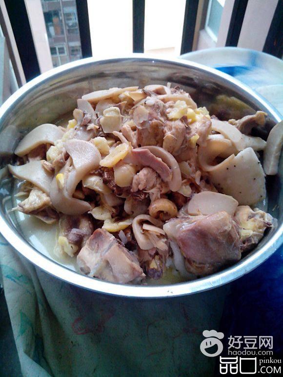 大杂烩炖鸡