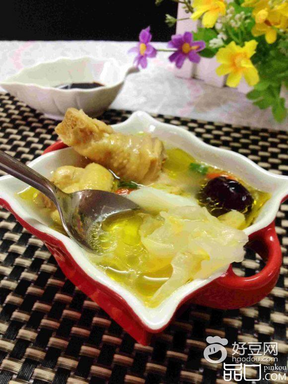 银耳山药鸡汤