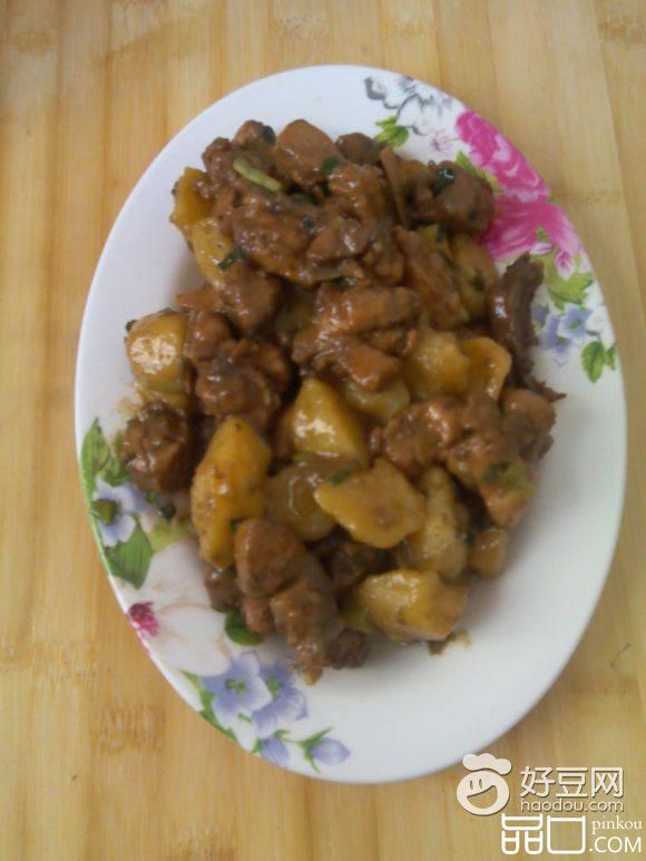 小鸡烧土豆