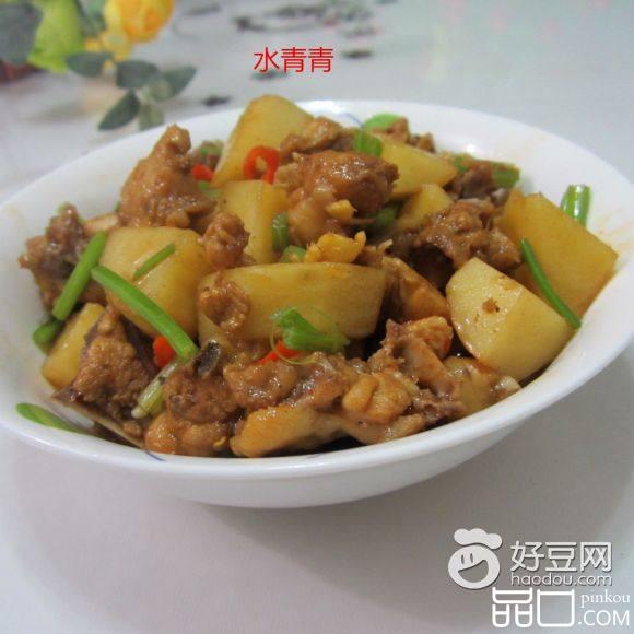 土豆丁炒鸡