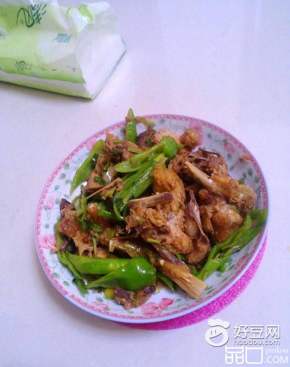 辣椒炒鸡肉