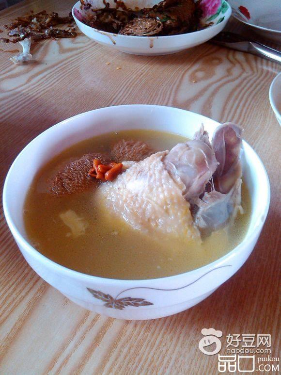 猴头菇鸡汤