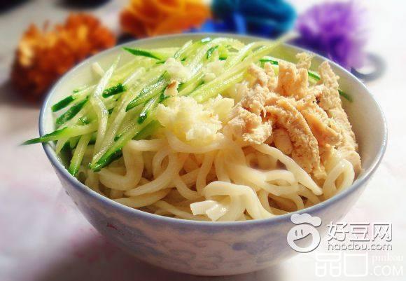 鸡丝凉面